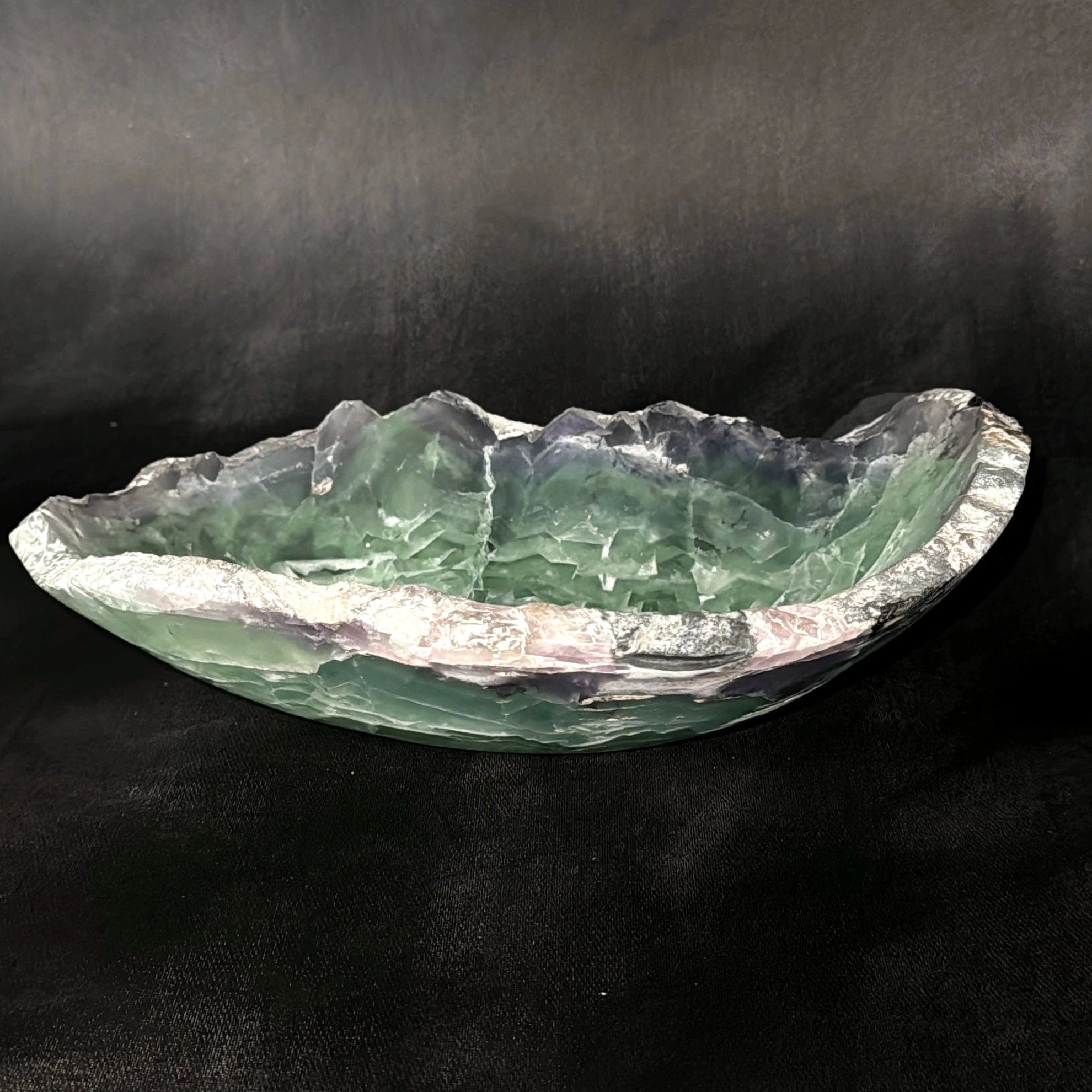 Esté Crystals crystal Fluorite Bowl with Dendrites