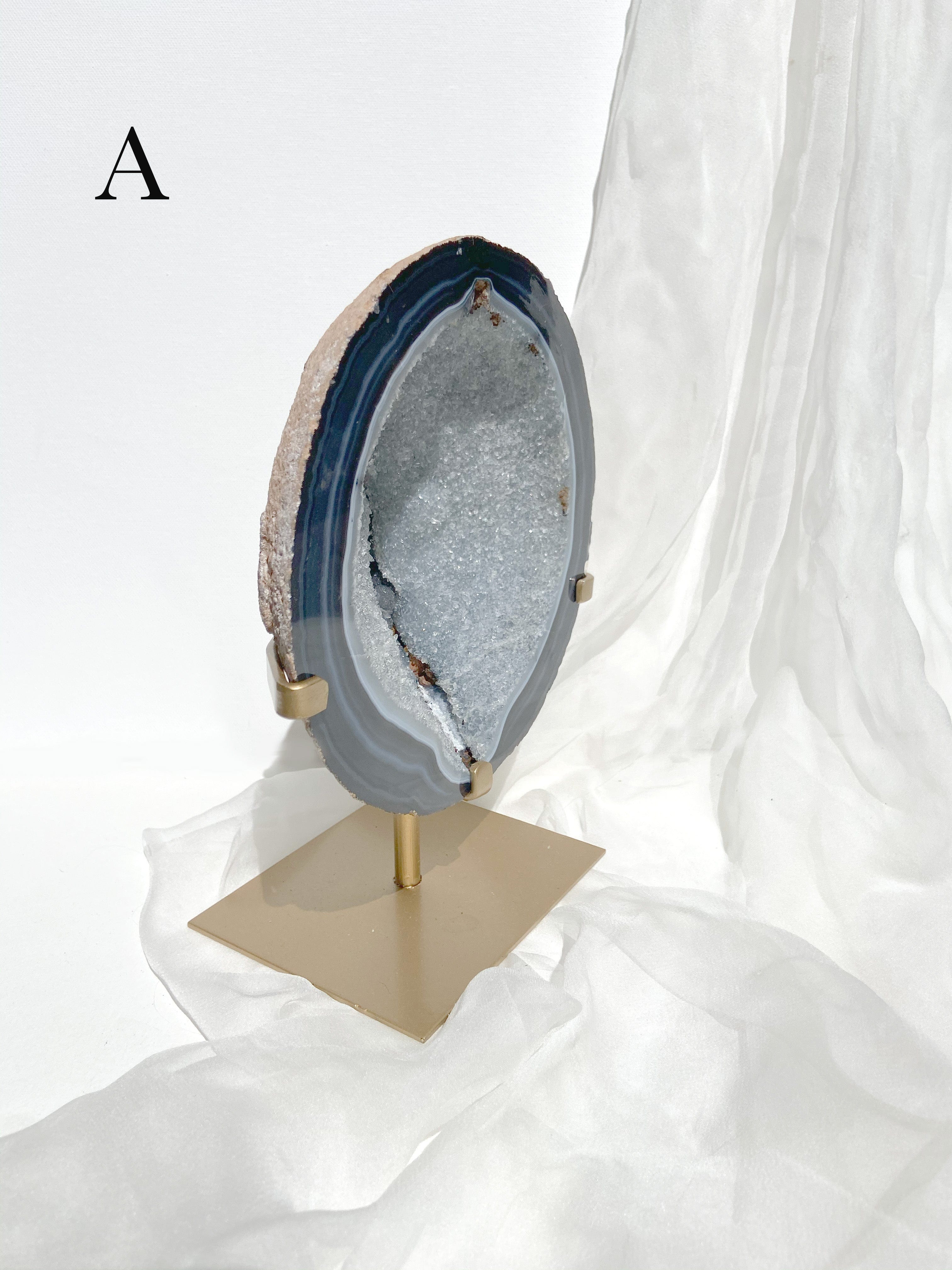 Esté Crystals crystal Large Agate Geodes on Stand