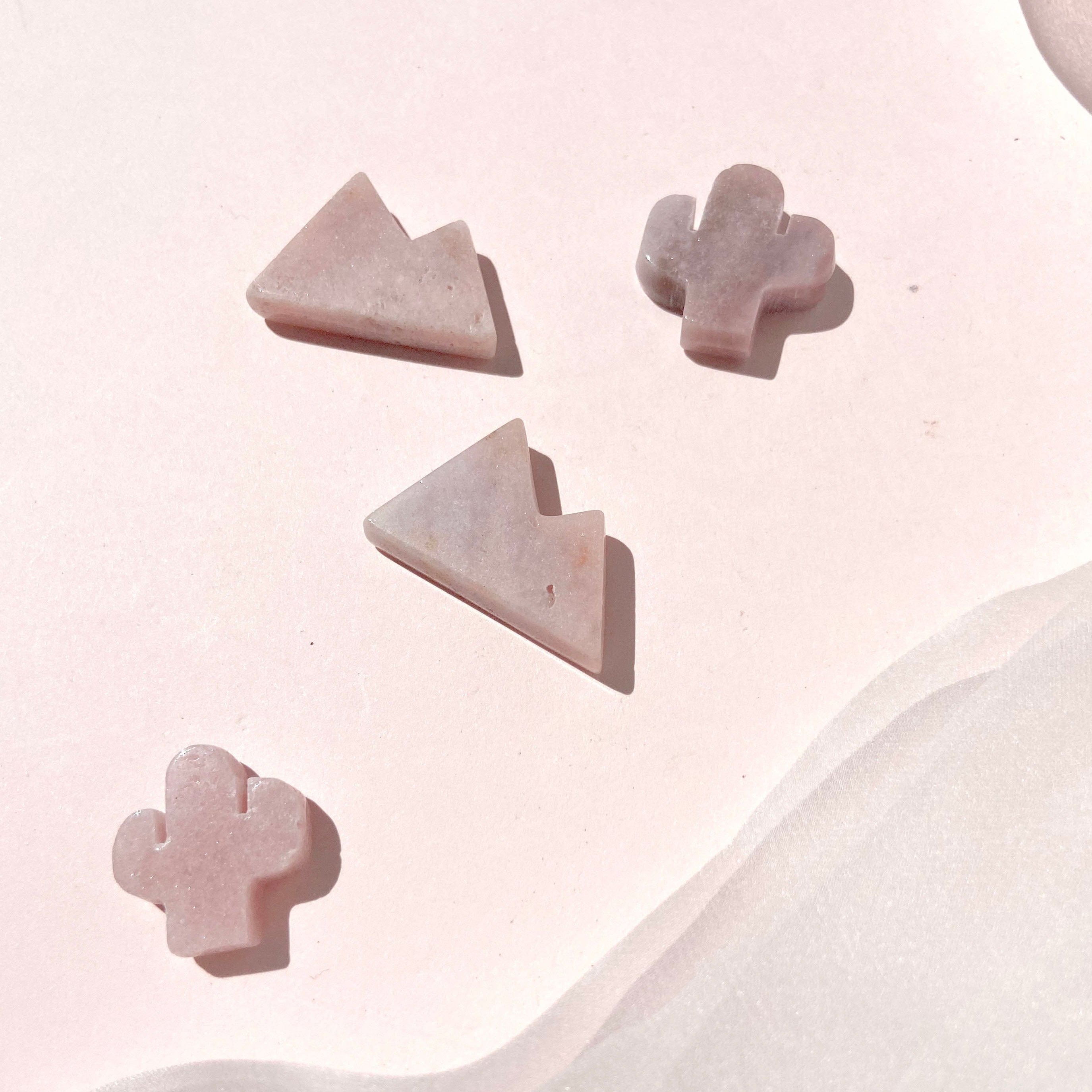Esté Crystals crystal Pink Amethyst Mountain and Cactus Mini Crystals