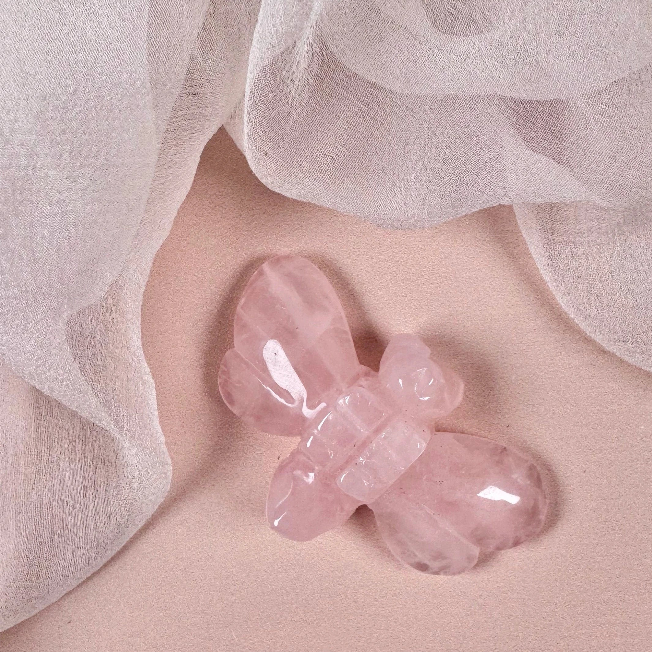Esté Crystals crystal Rose Quartz Bee