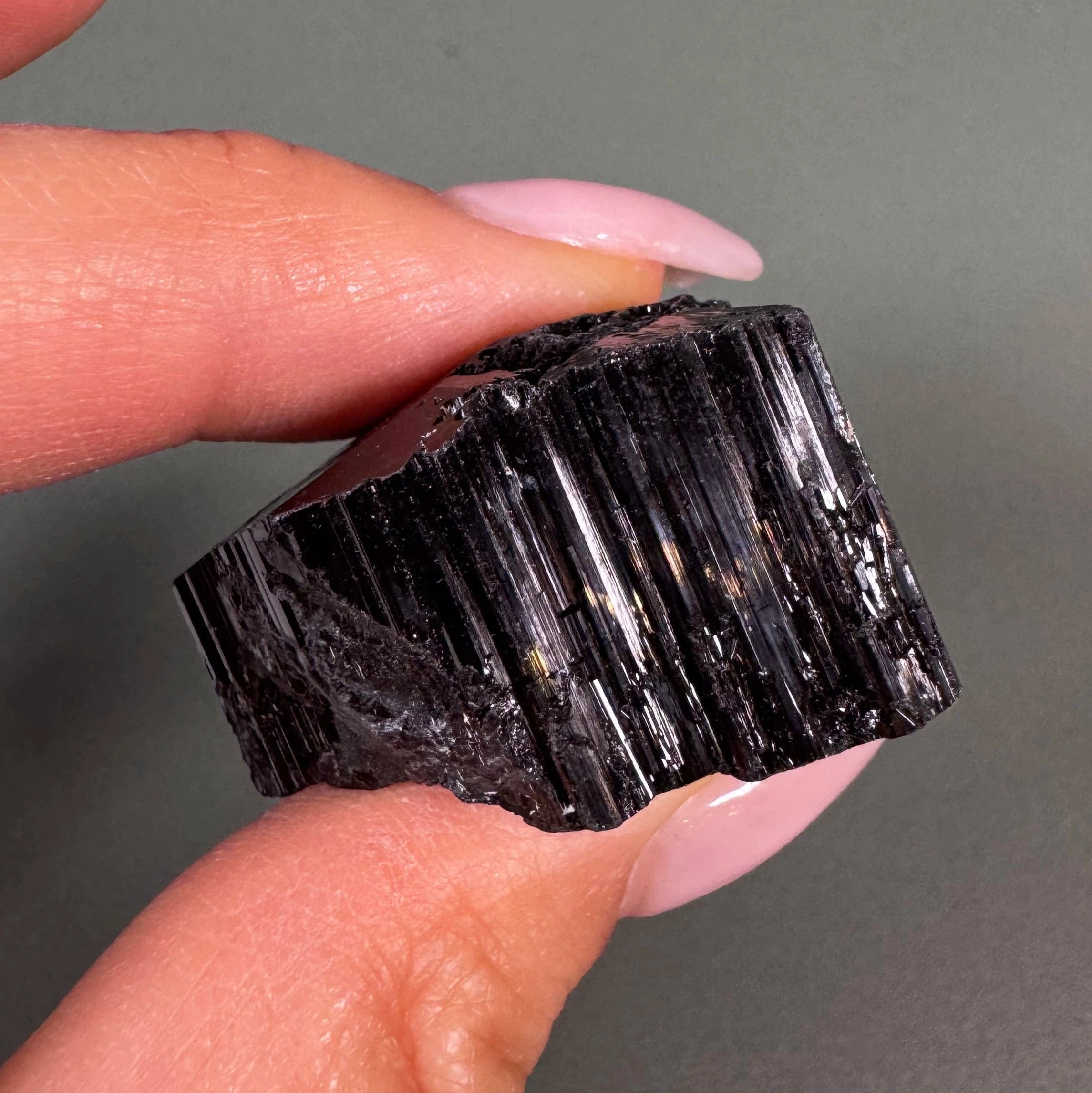 Esté Crystals crystal Schrol Tourmaline