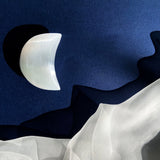 Esté Crystals crystal Selenite Moon Carving