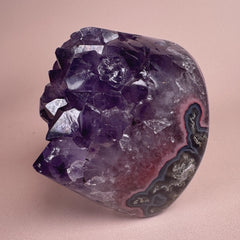 Esté Crystals crystal Amethyst Freeform with Pink Banding