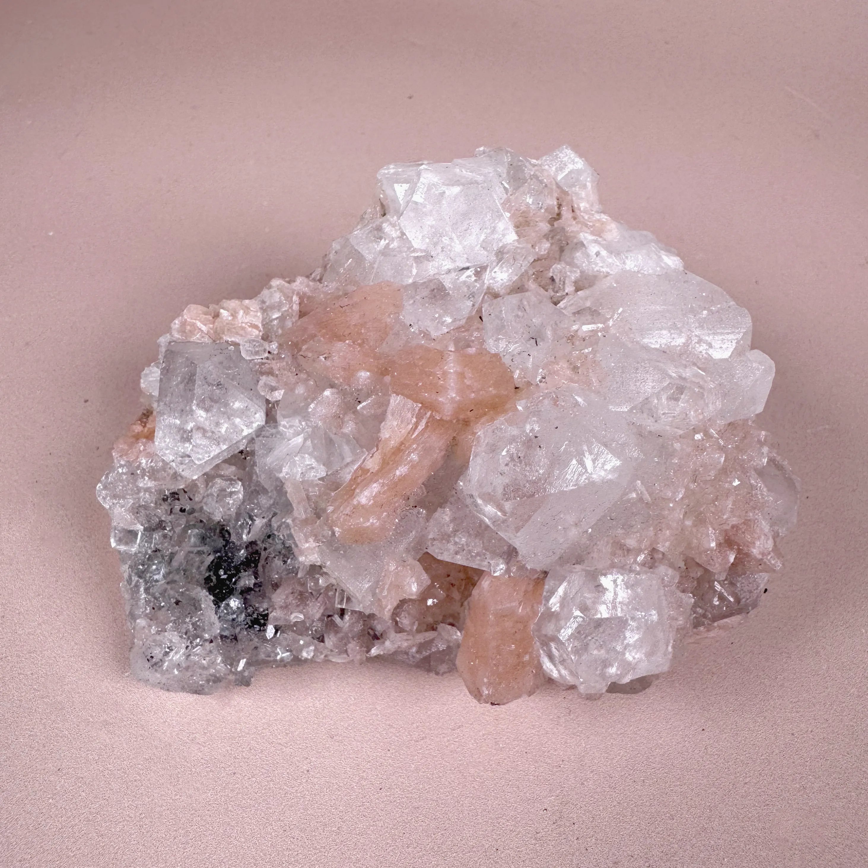 Esté Crystals crystal Aria Sugary Apophyllite