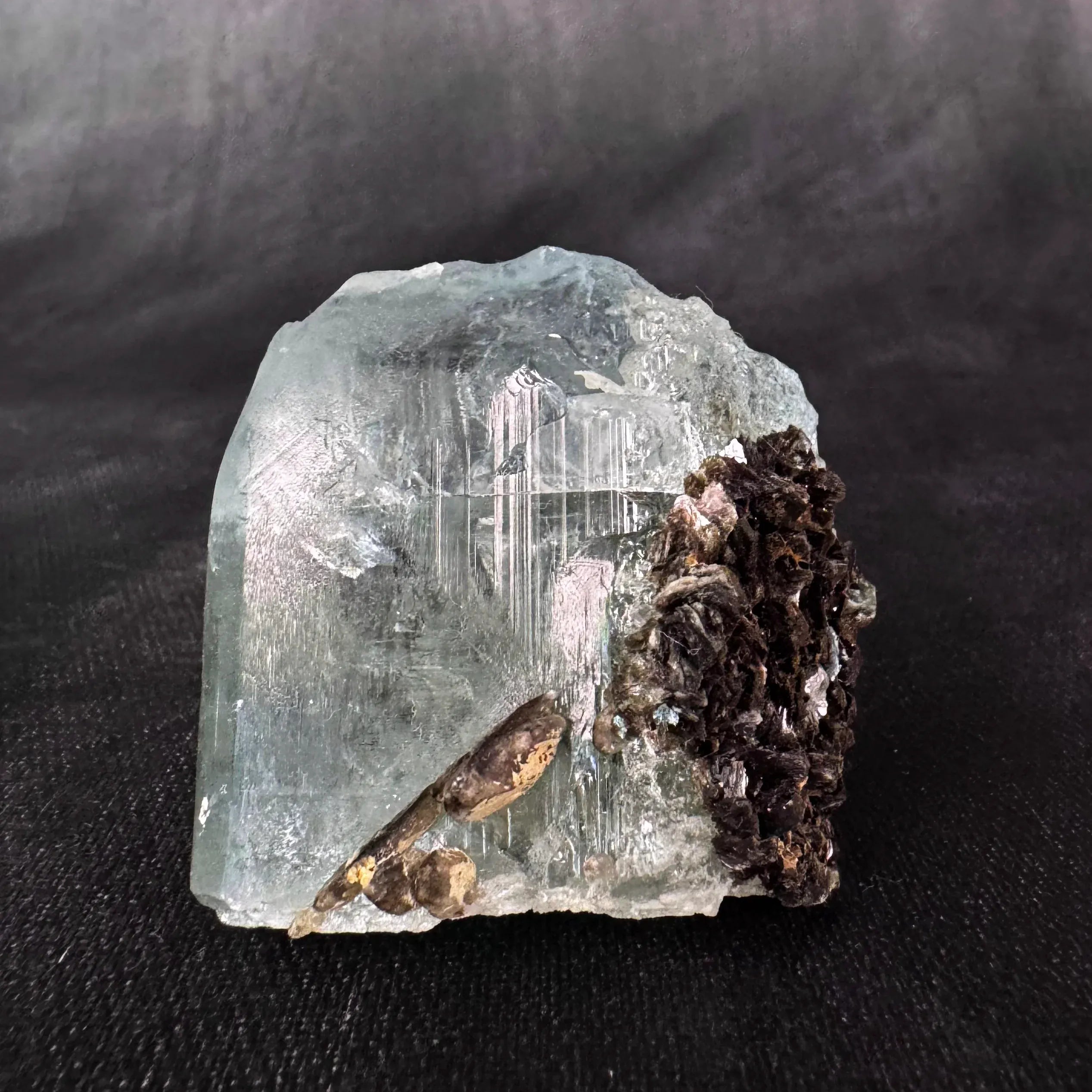 Esté Crystals crystal Blue Topaz