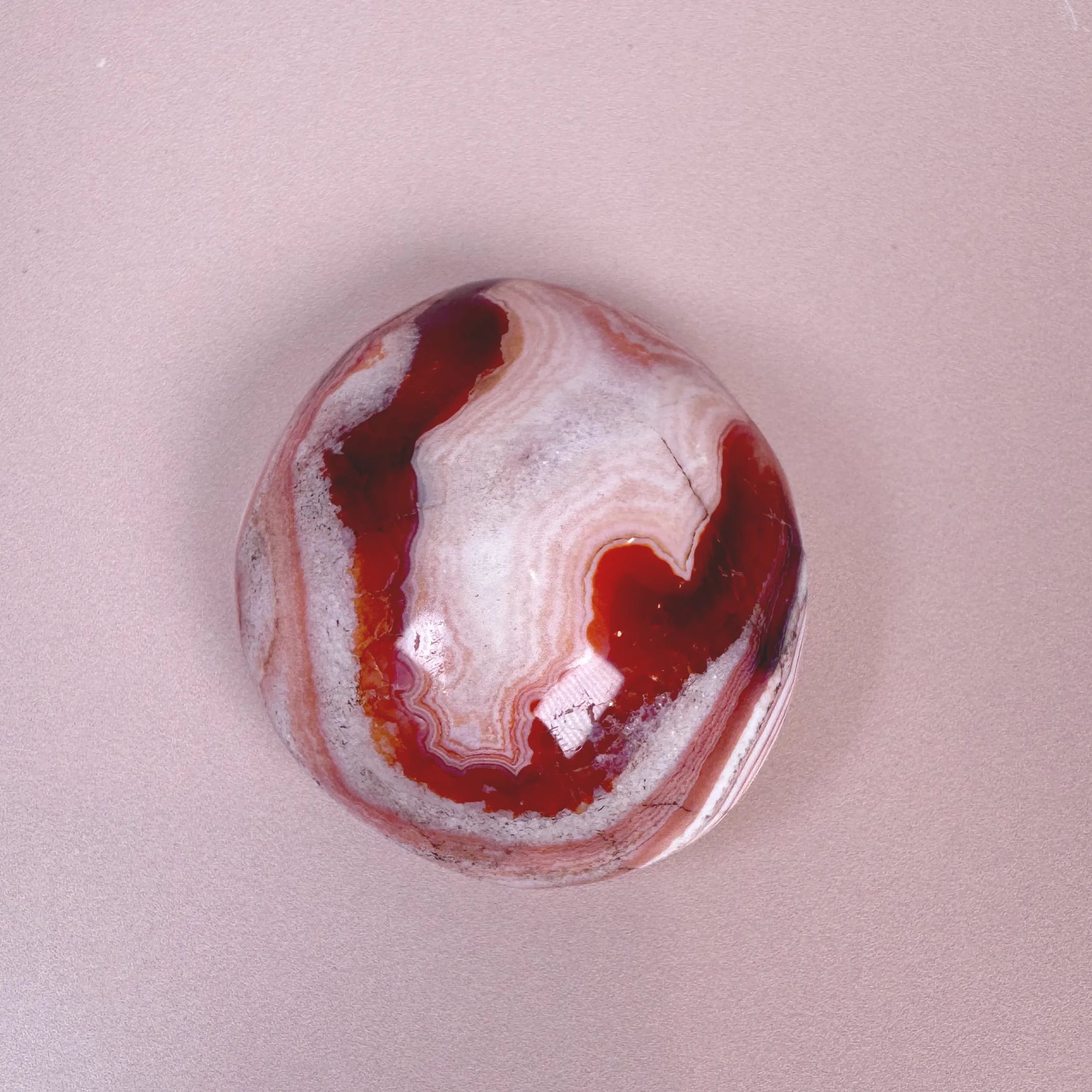Esté Crystals crystal Carnelian Banded Palm Stone