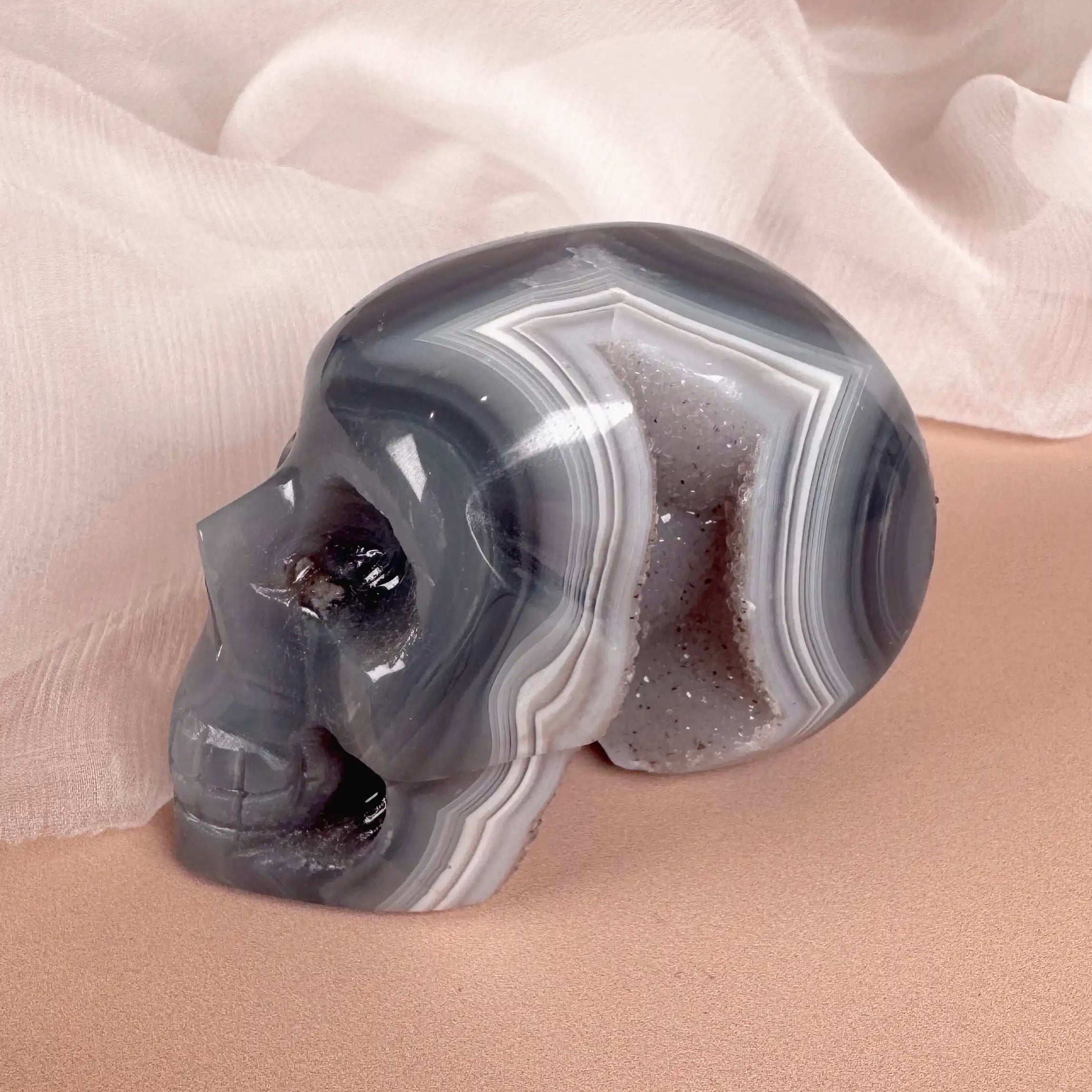 Esté Crystals crystal Druzy Agate Skull
