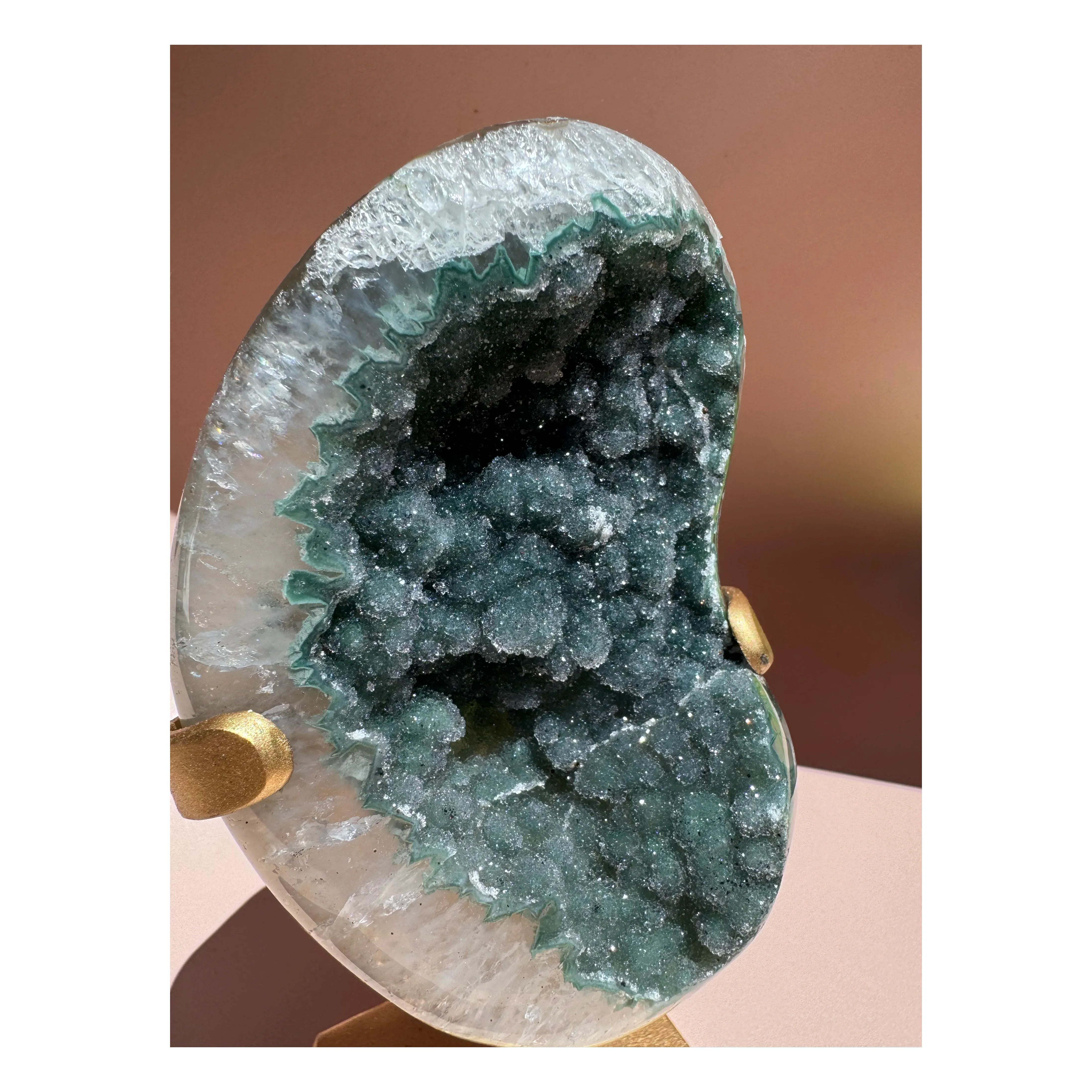 Esté Crystals crystal Green Sugar Rainbow Amethyst with Stand