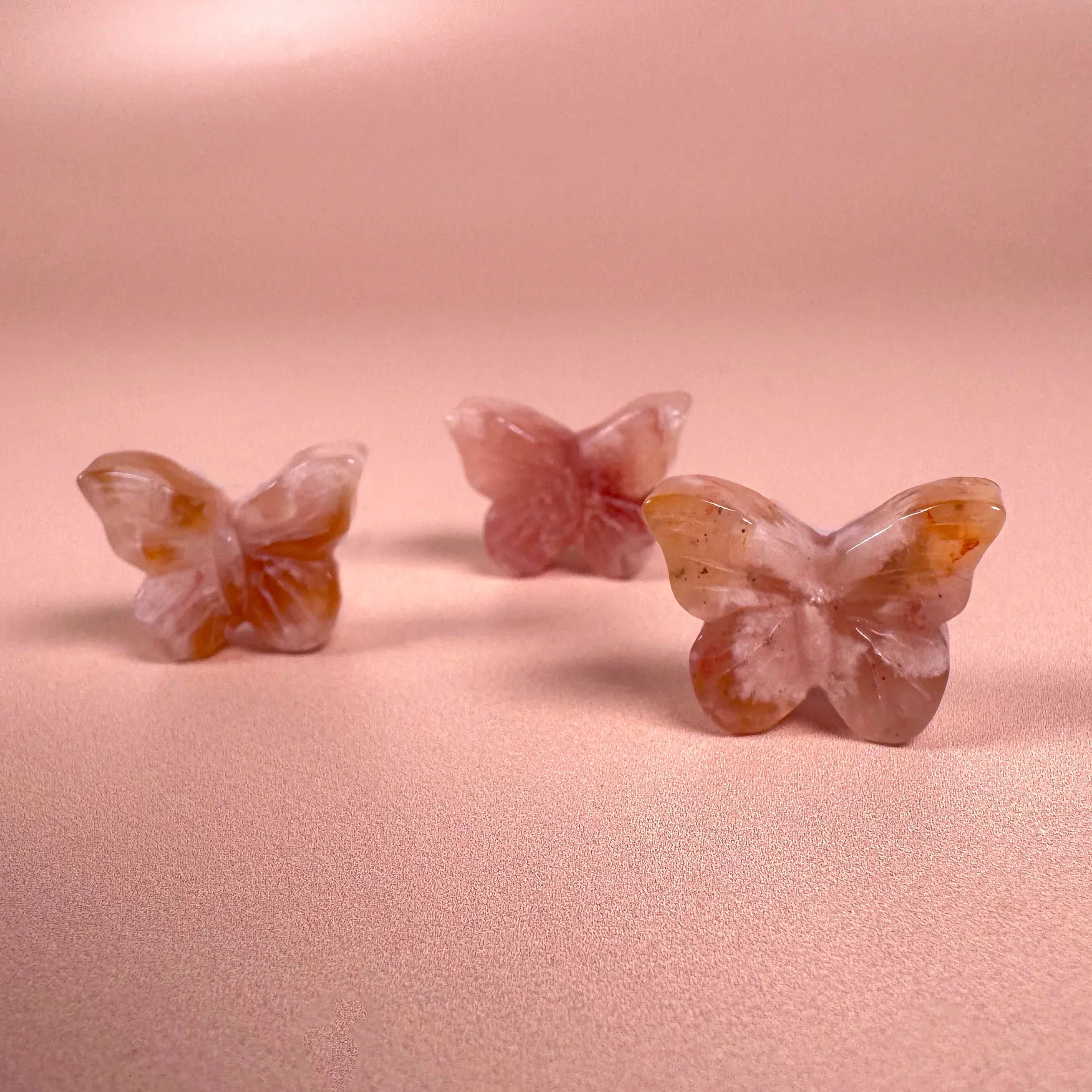 Esté Crystals crystal Intuitively Chosen Flower Agate Mini Butterfly