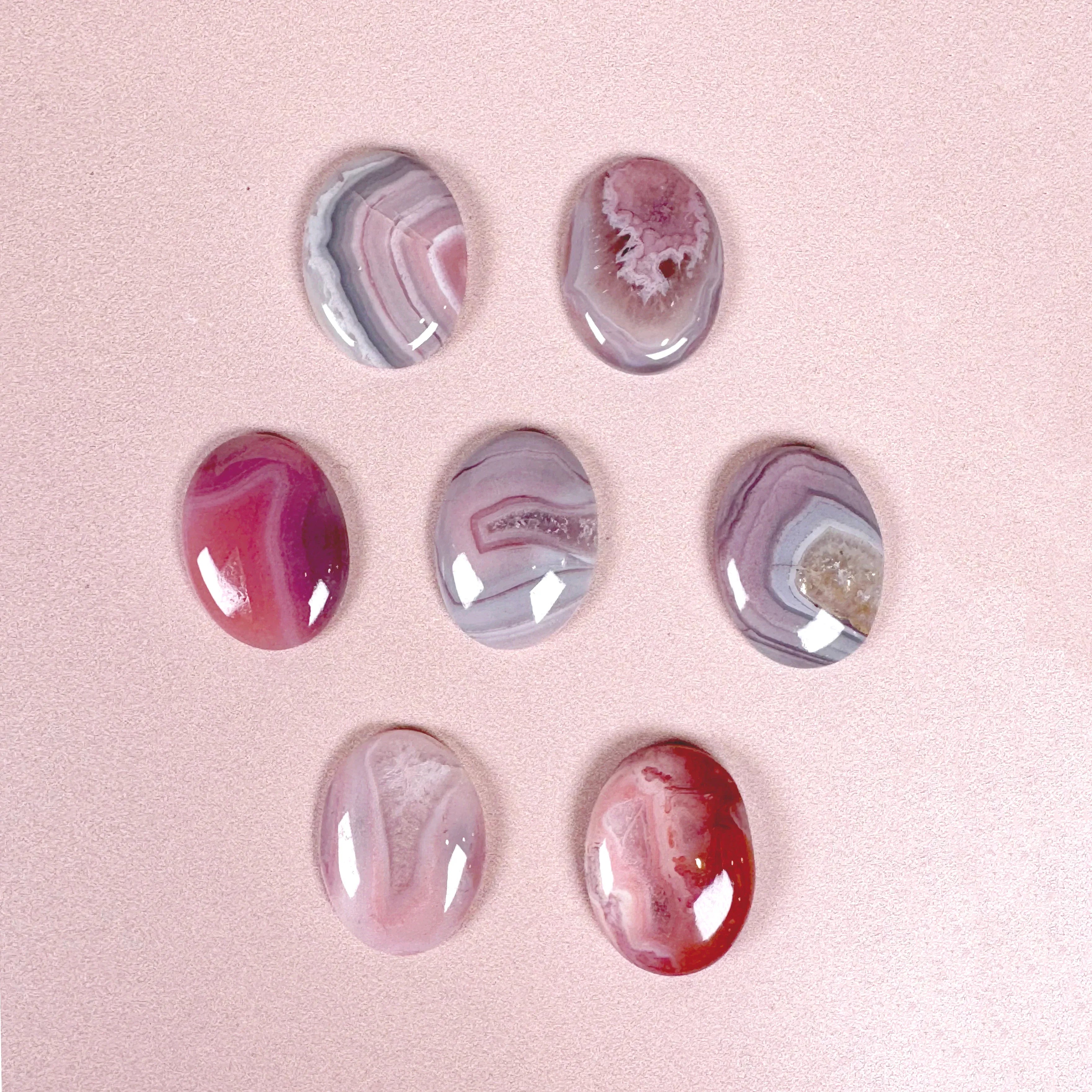 Esté Crystals crystal Intuitively Chosen Mini Pink Banded Botswana Agate Oval Cabochons
