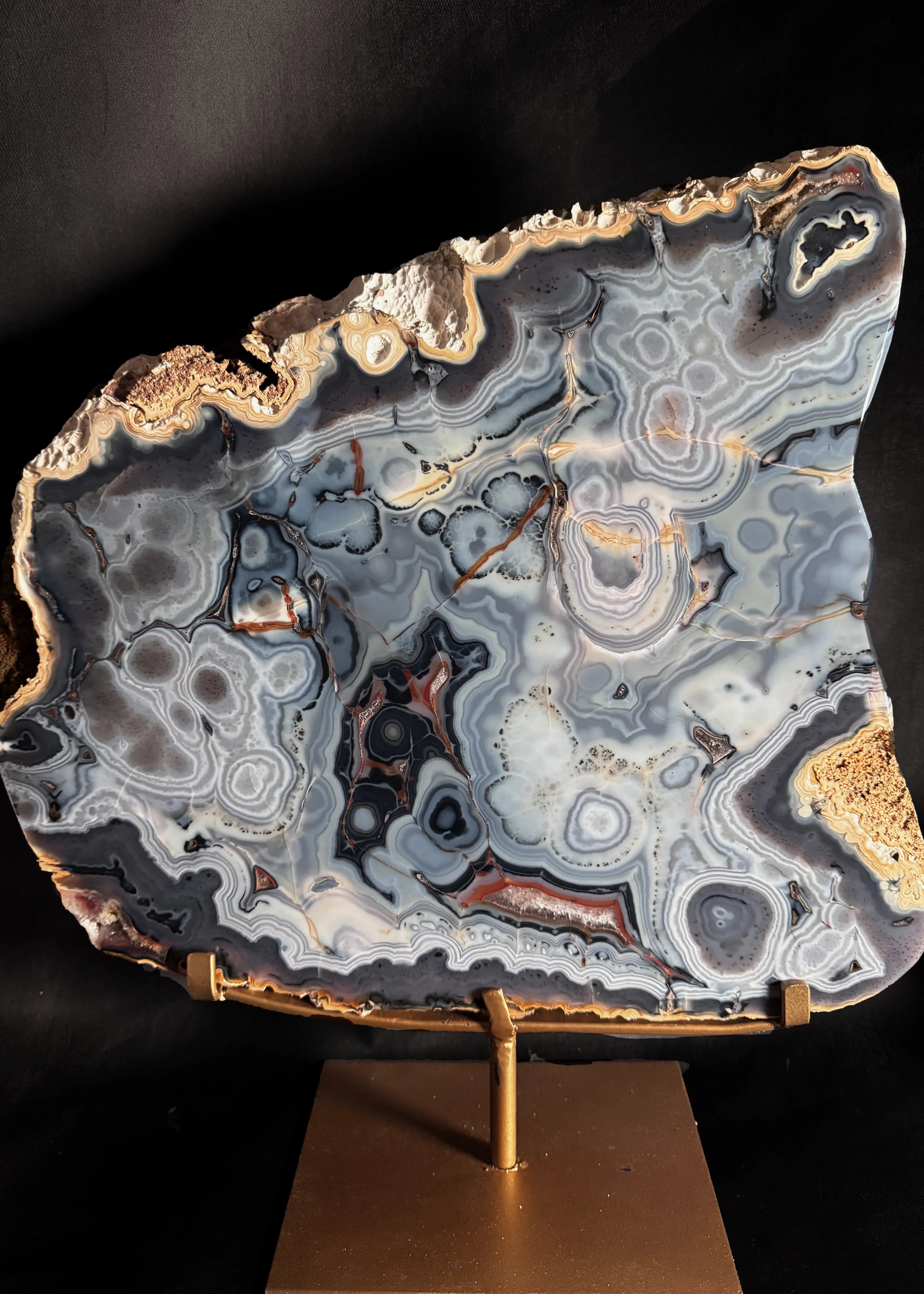 Esté Crystals crystal Large Orca Agate Slab