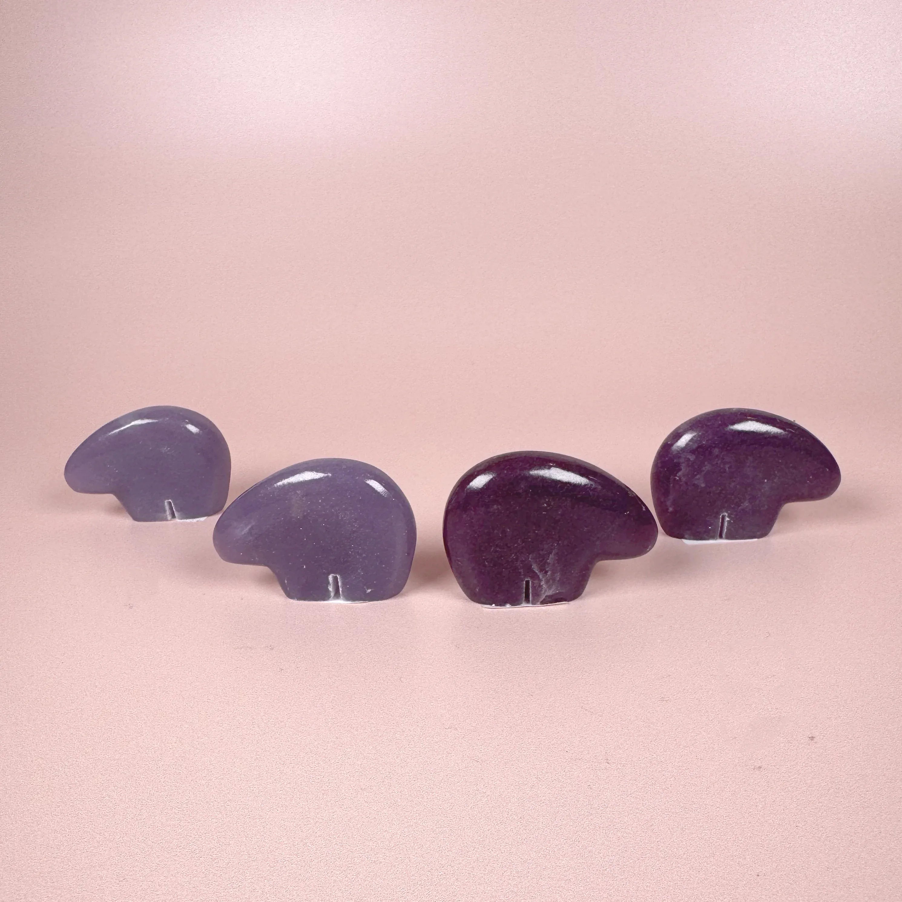 Esté Crystals crystal Lepidolite Zuni Bears