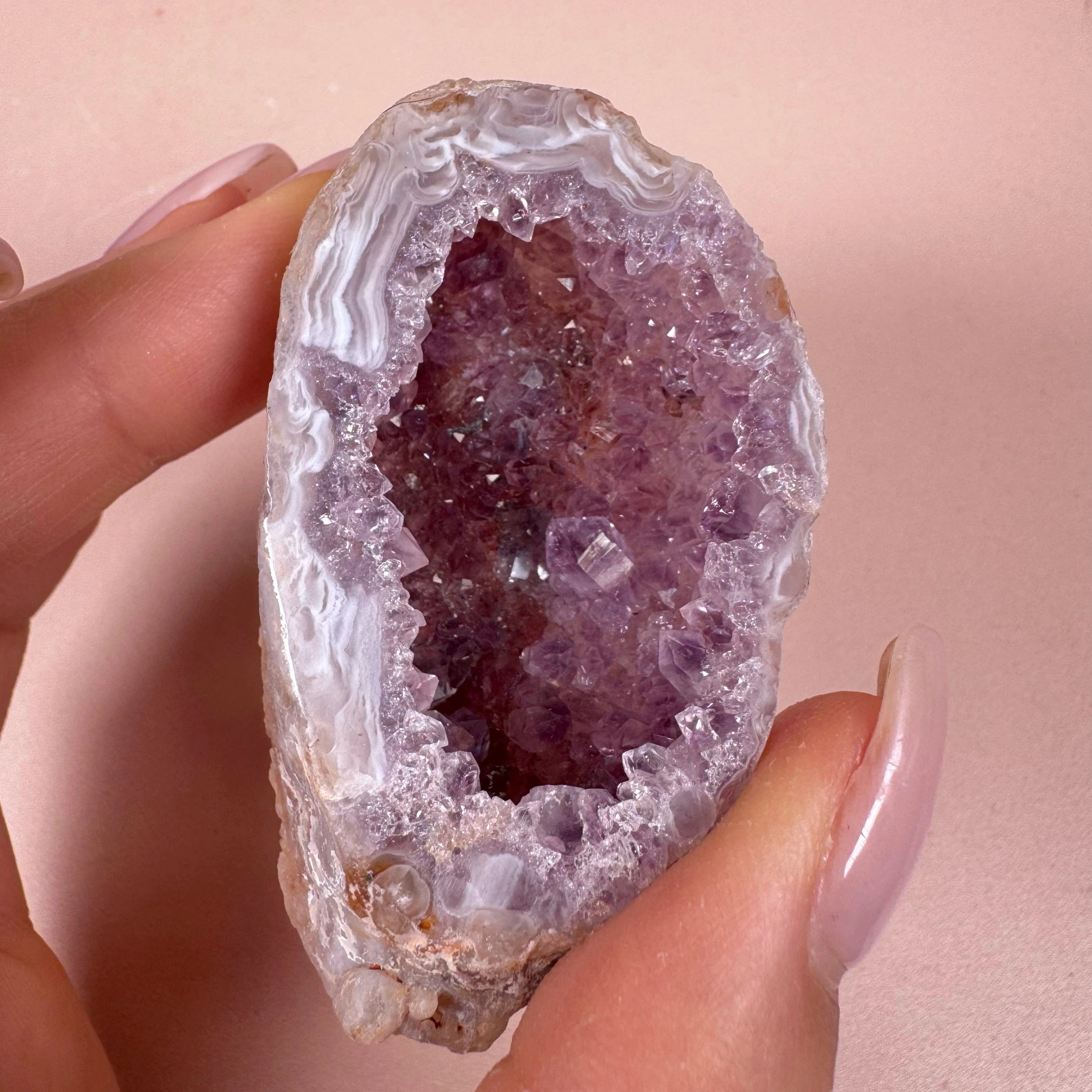 Esté Crystals crystal Lilac Agate Geode