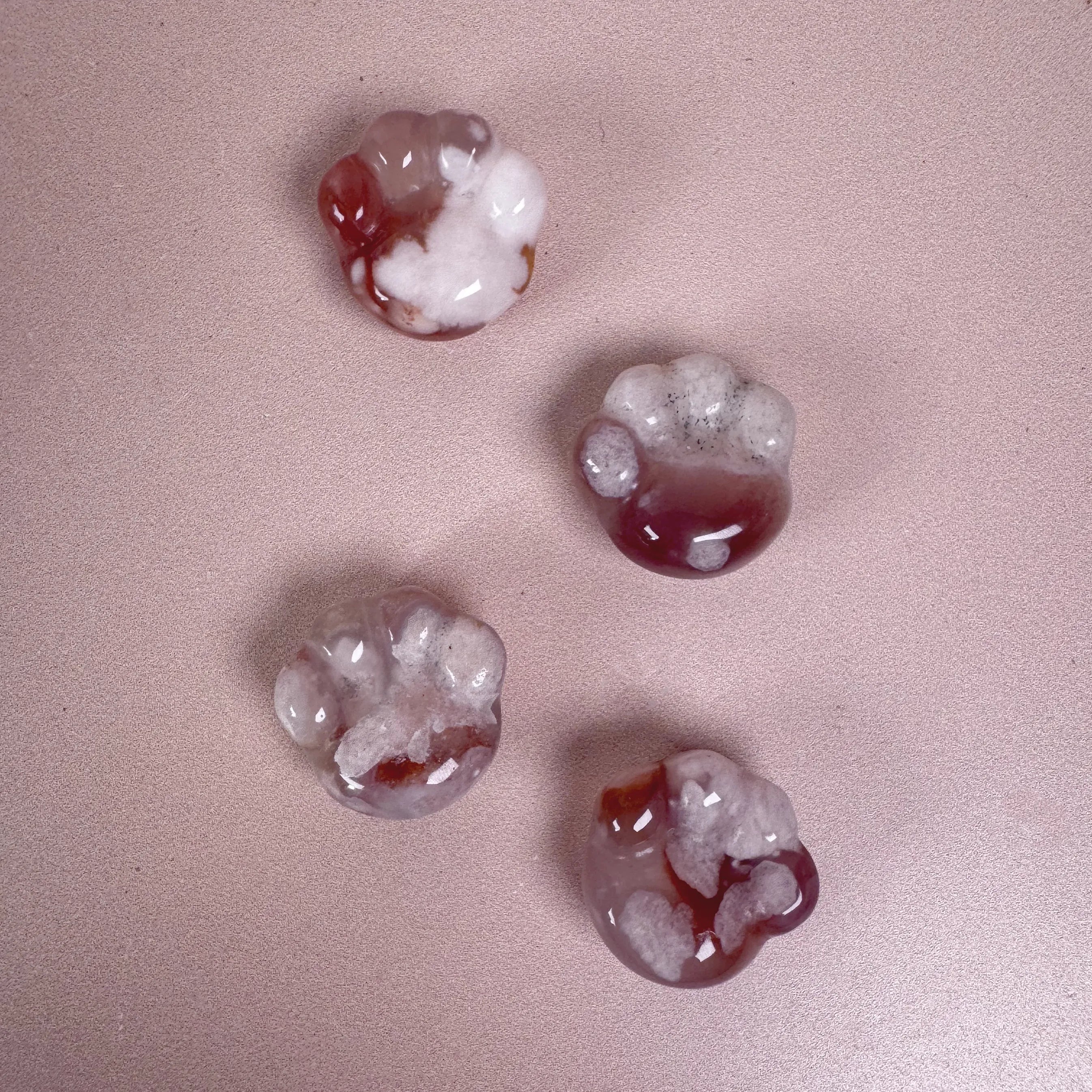 Esté Crystals crystal Mini Flower Agate Dog Paws