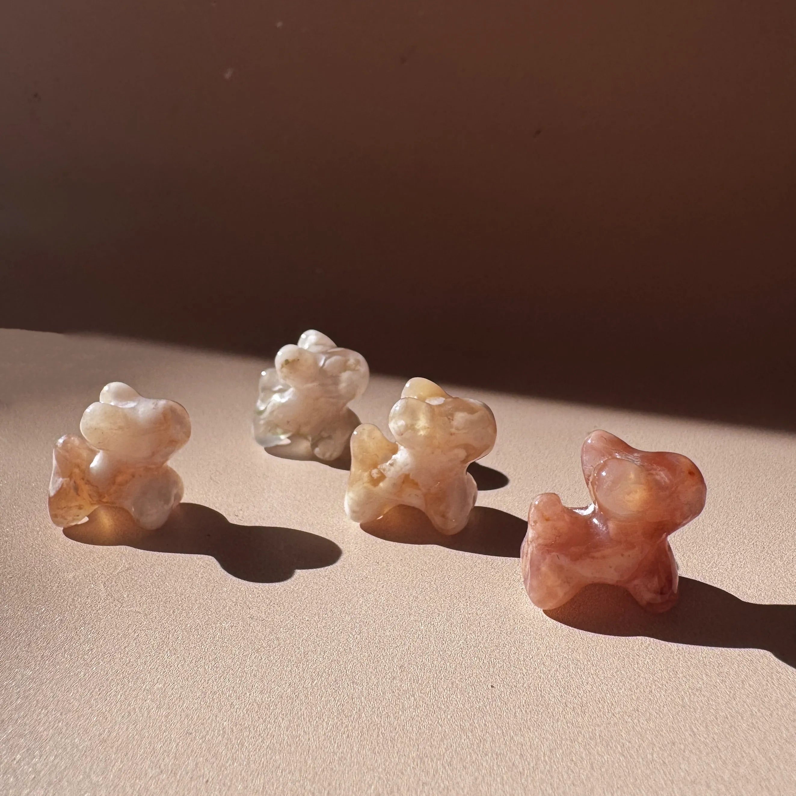 Esté Crystals crystal Mini Flower Agate Dogs