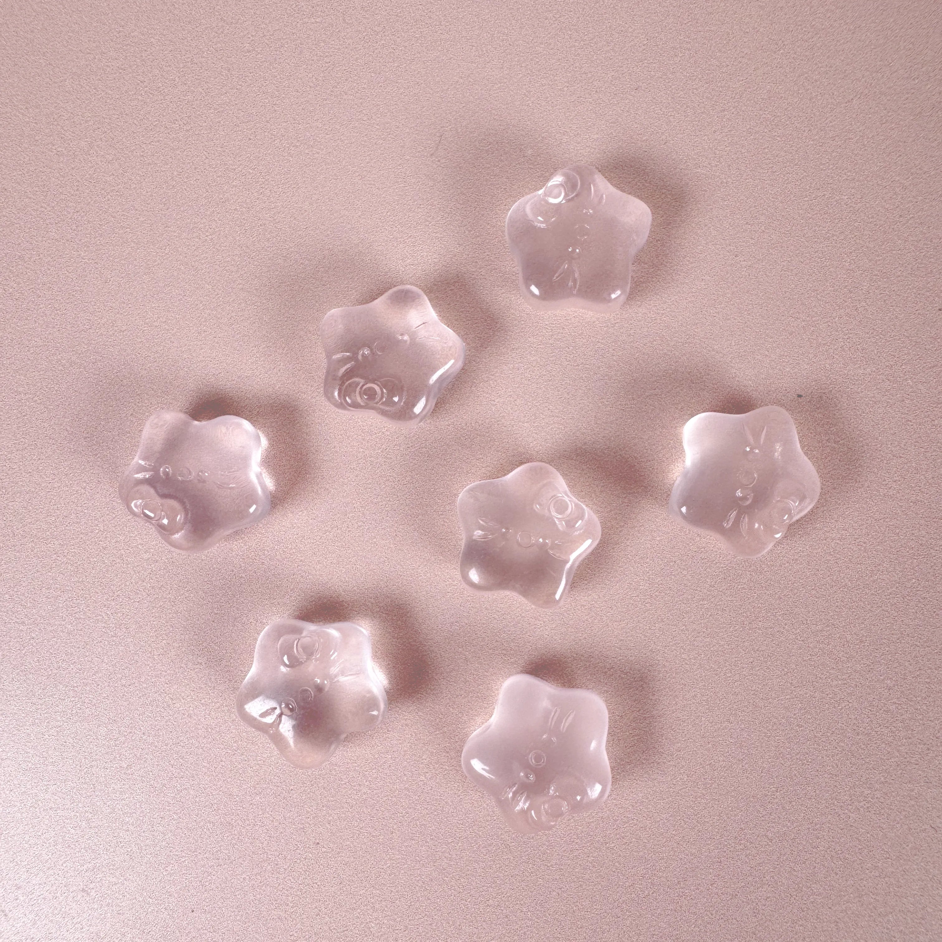 Esté Crystals crystal Mini Rose Quartz Hello Kitty Stars