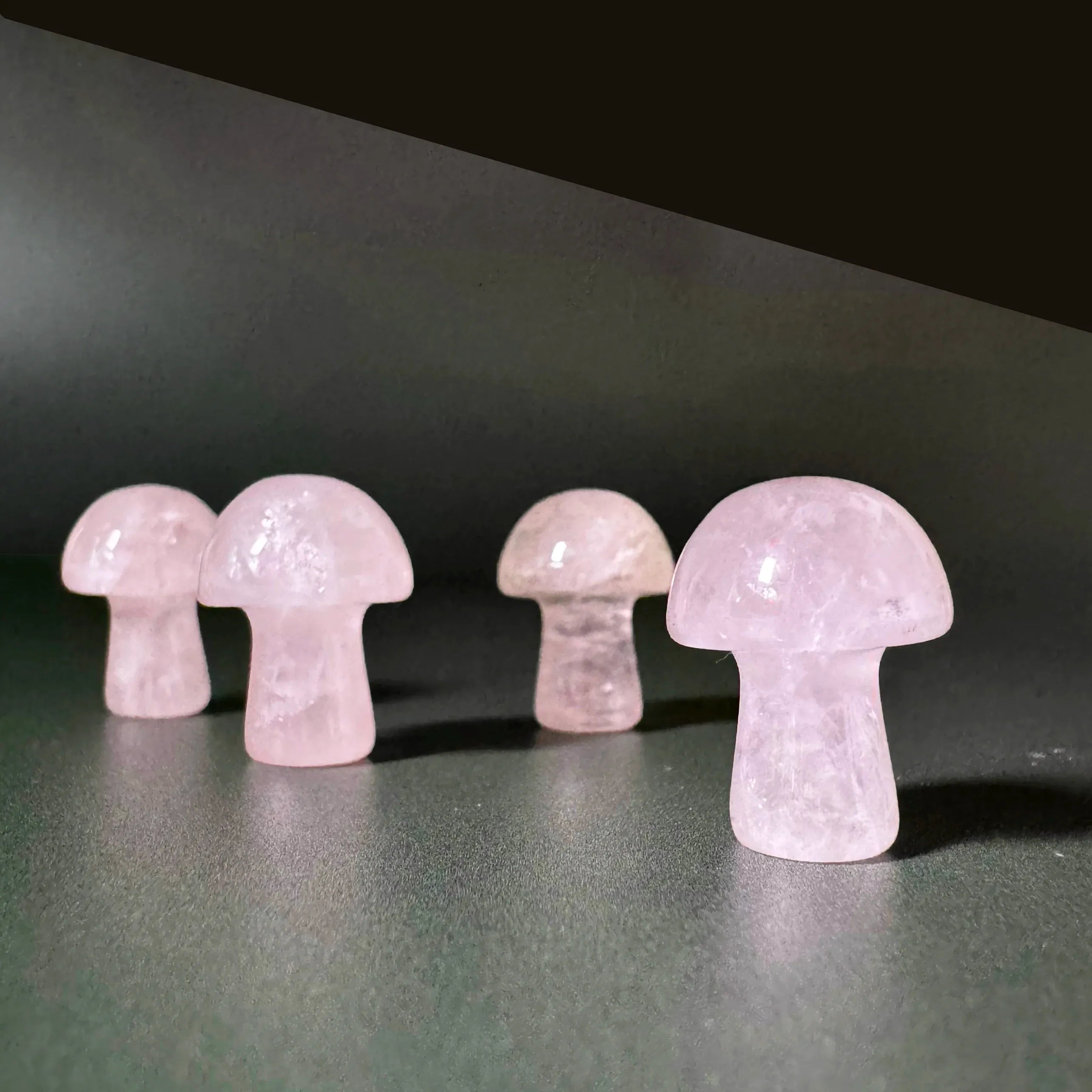 Esté Crystals crystal Mini Rose Quartz Mushrooms