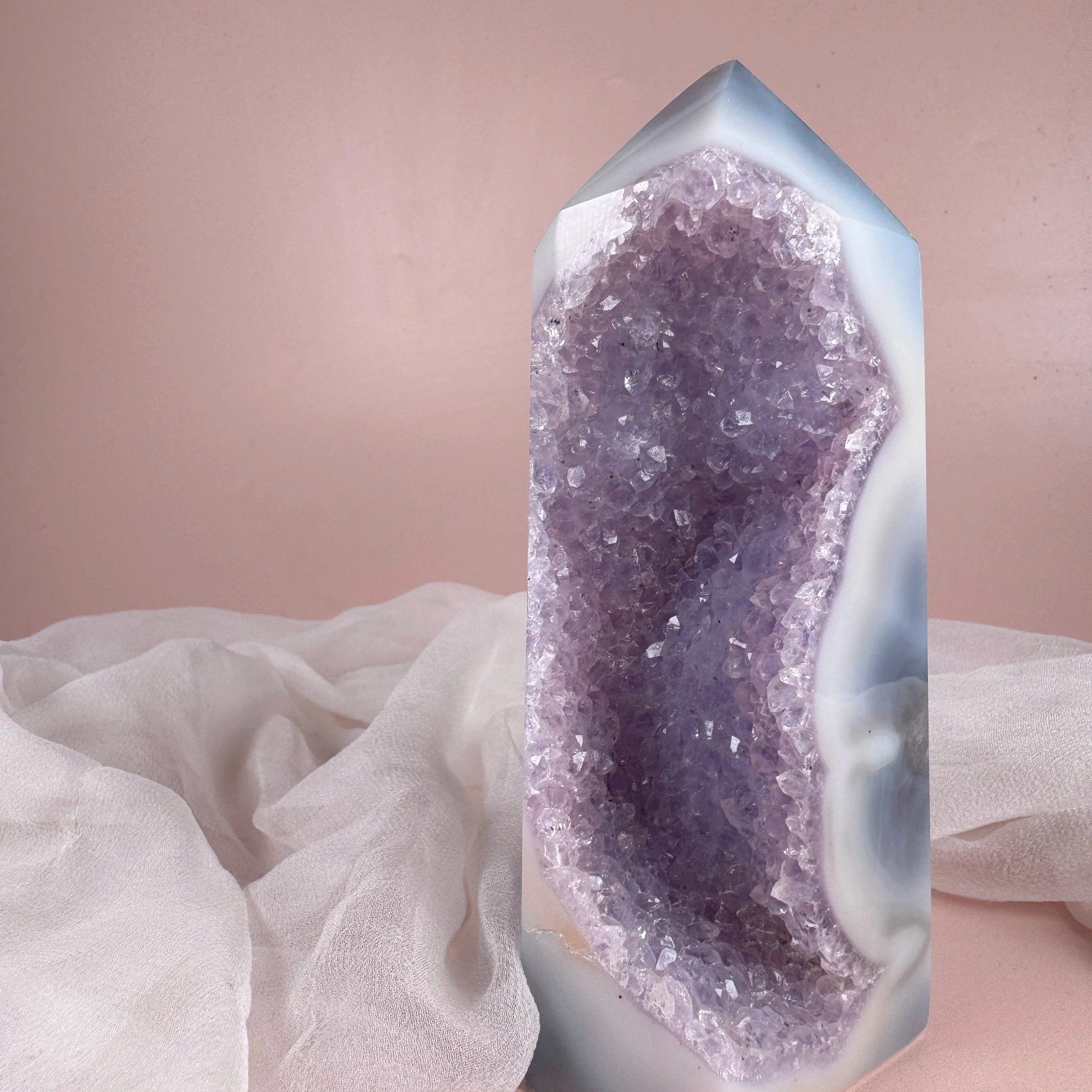Esté Crystals crystal Parisa Druzy Lilac Agate Tower