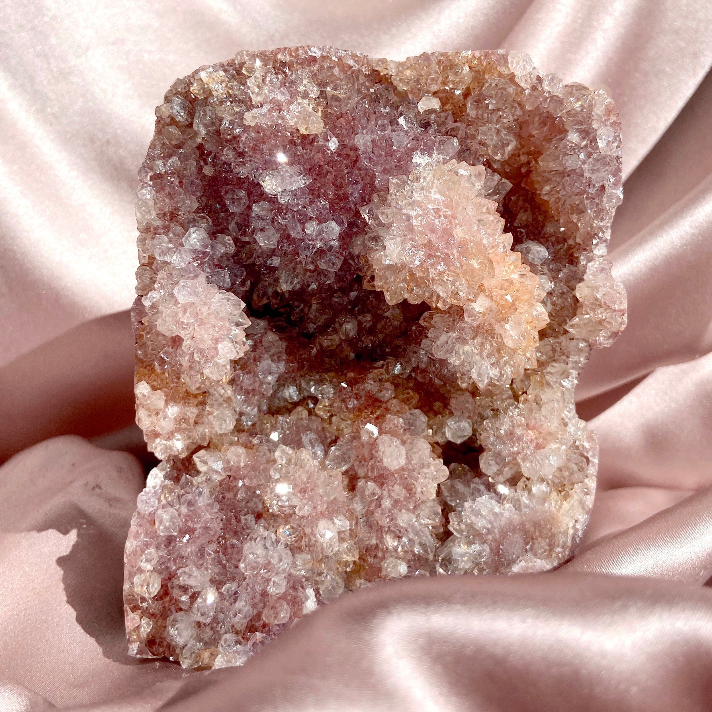 Esté Crystals crystal Pink Amethyst Freeform