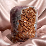 Esté Crystals crystal Pink Amethyst Freeform