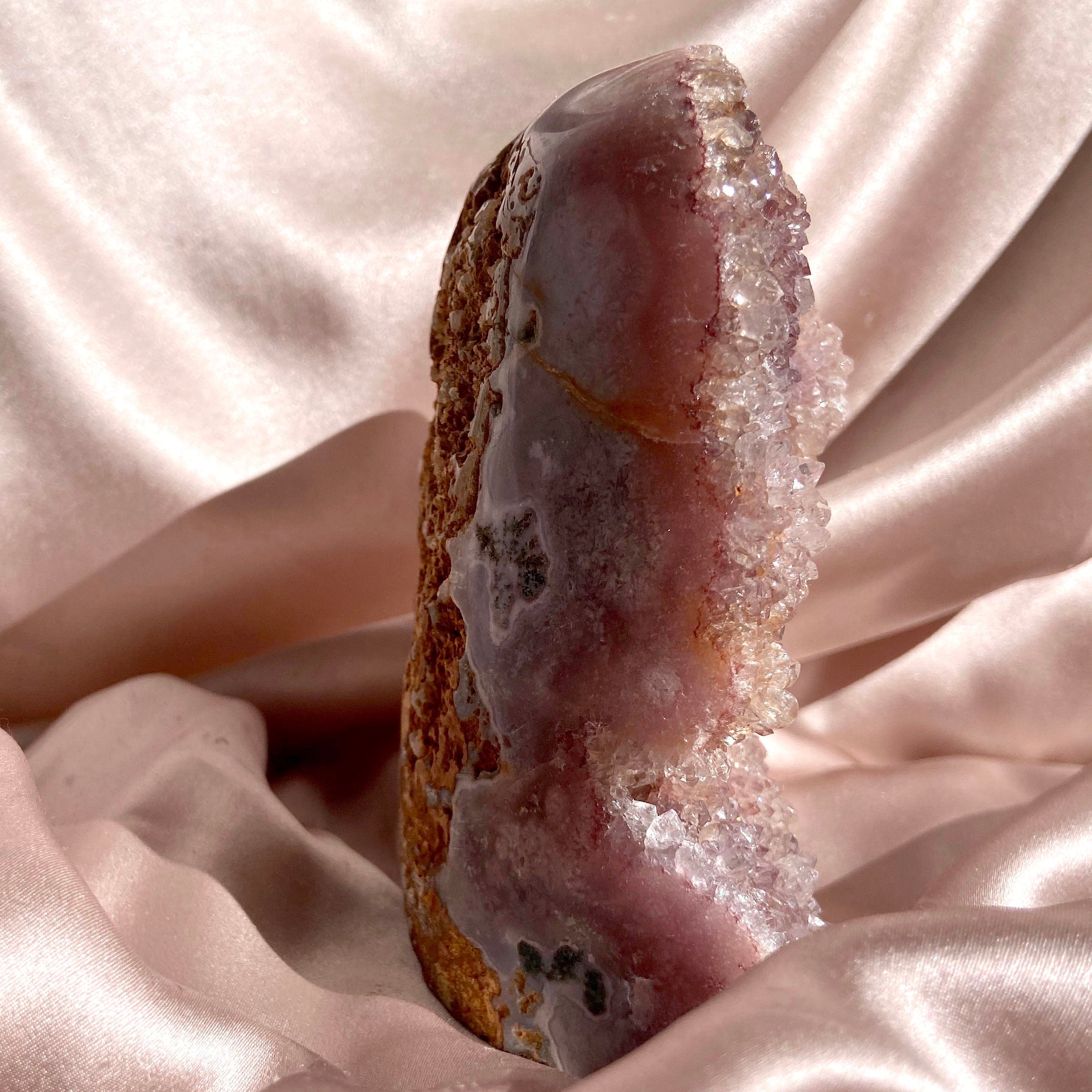Esté Crystals crystal Pink Amethyst Freeform