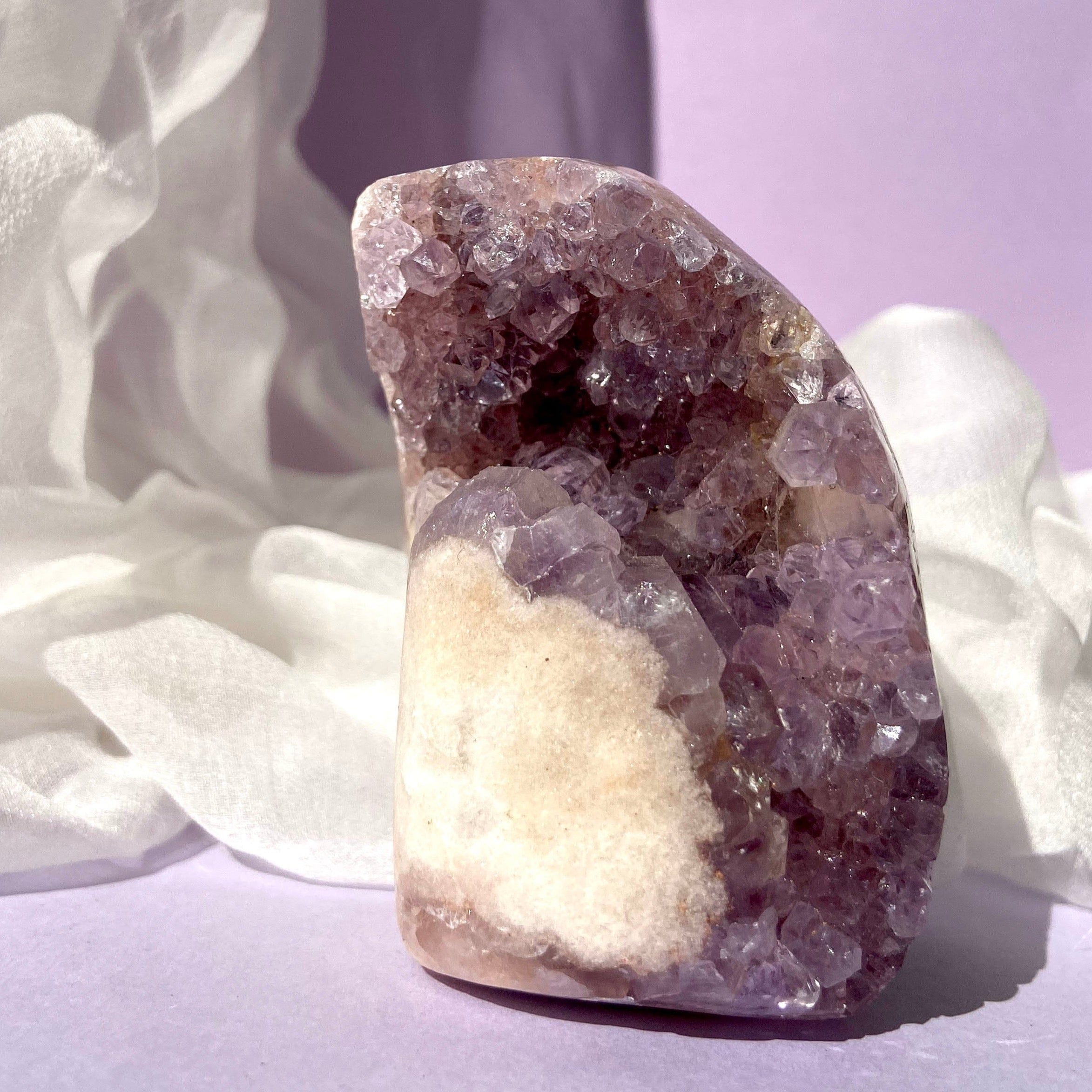 Esté Crystals crystal Pink Amethyst Freeform