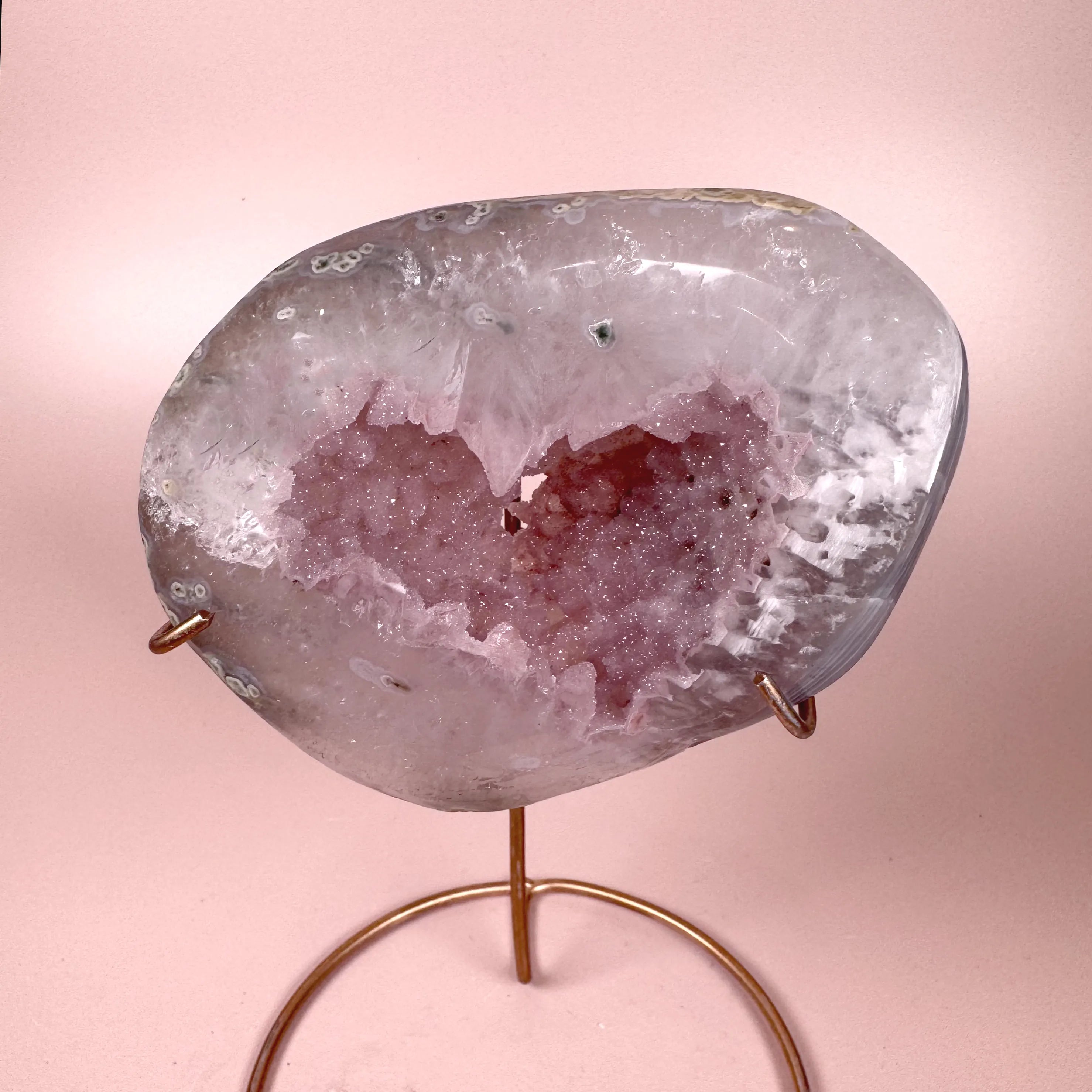 Esté Crystals crystal Pink Sugar Amethyst Freeform with Druzy Heart Cave
