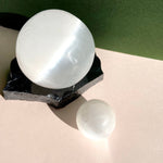 Esté Crystals crystal Selenite Crystal Spheres