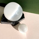 Esté Crystals crystal Selenite Crystal Spheres