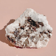 Esté Crystals crystal Snowy Raw Mica and Clevelandite Mountain