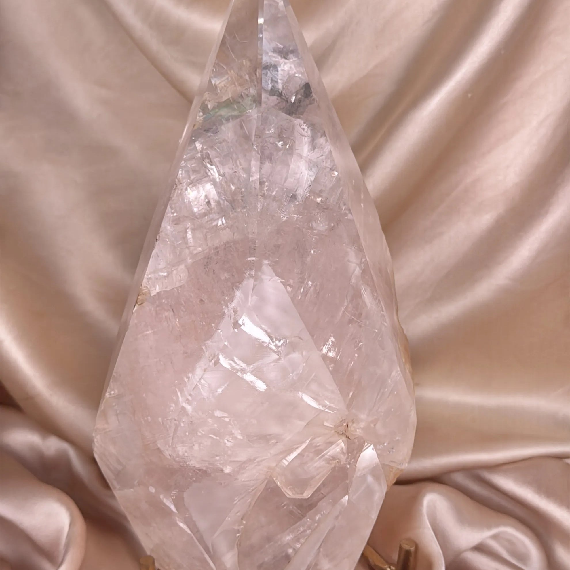 Esté Crystals crystal UV Reactive Phantom Pink Calcite from Dalnegorsk, Russia