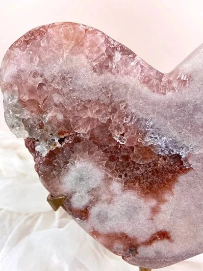 Esté Crystals crystal Valentina Large Pink Amethyst Heart on Gold Stand
