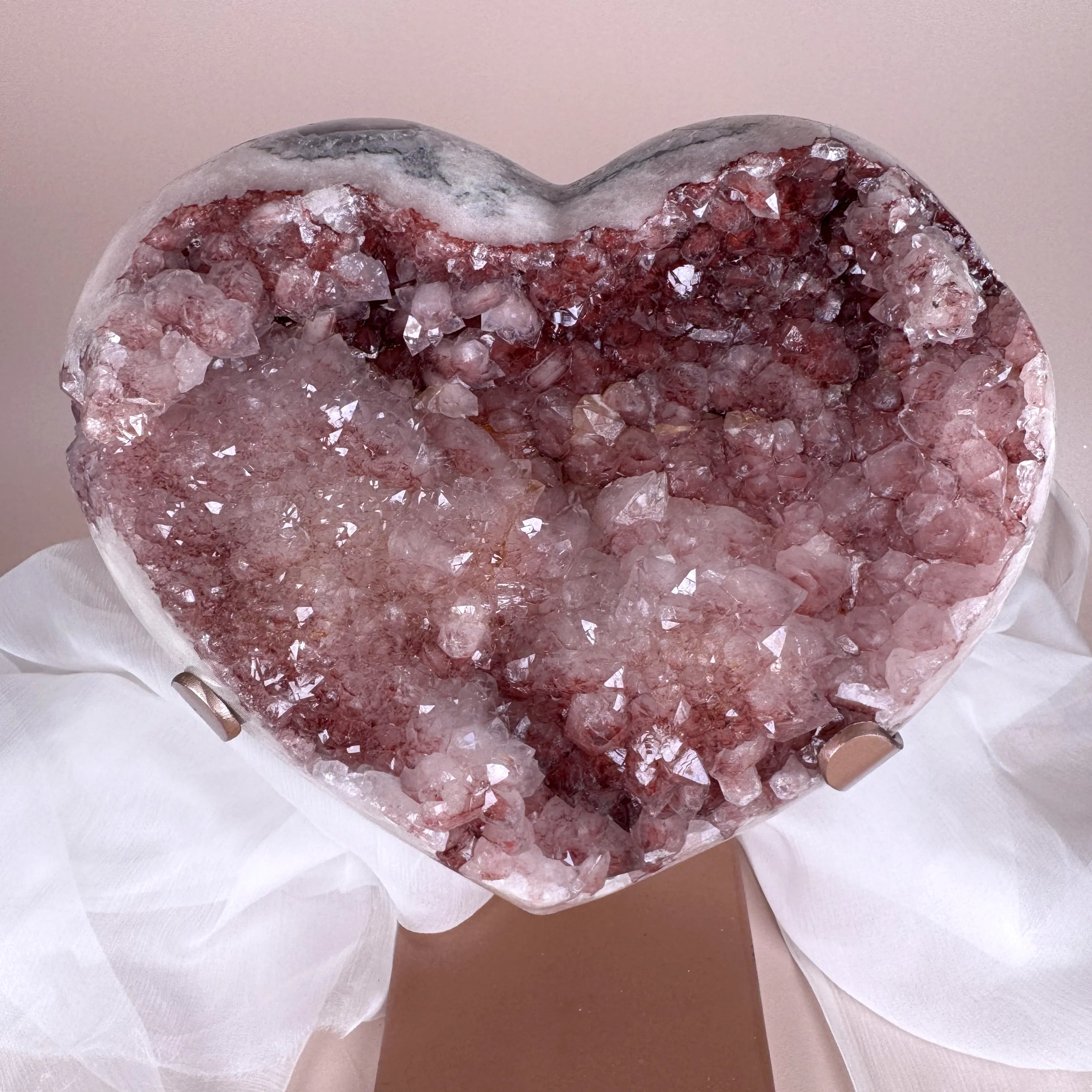 Esté Crystals crystal Valentina Statement Pink Amethyst Heart with Stand