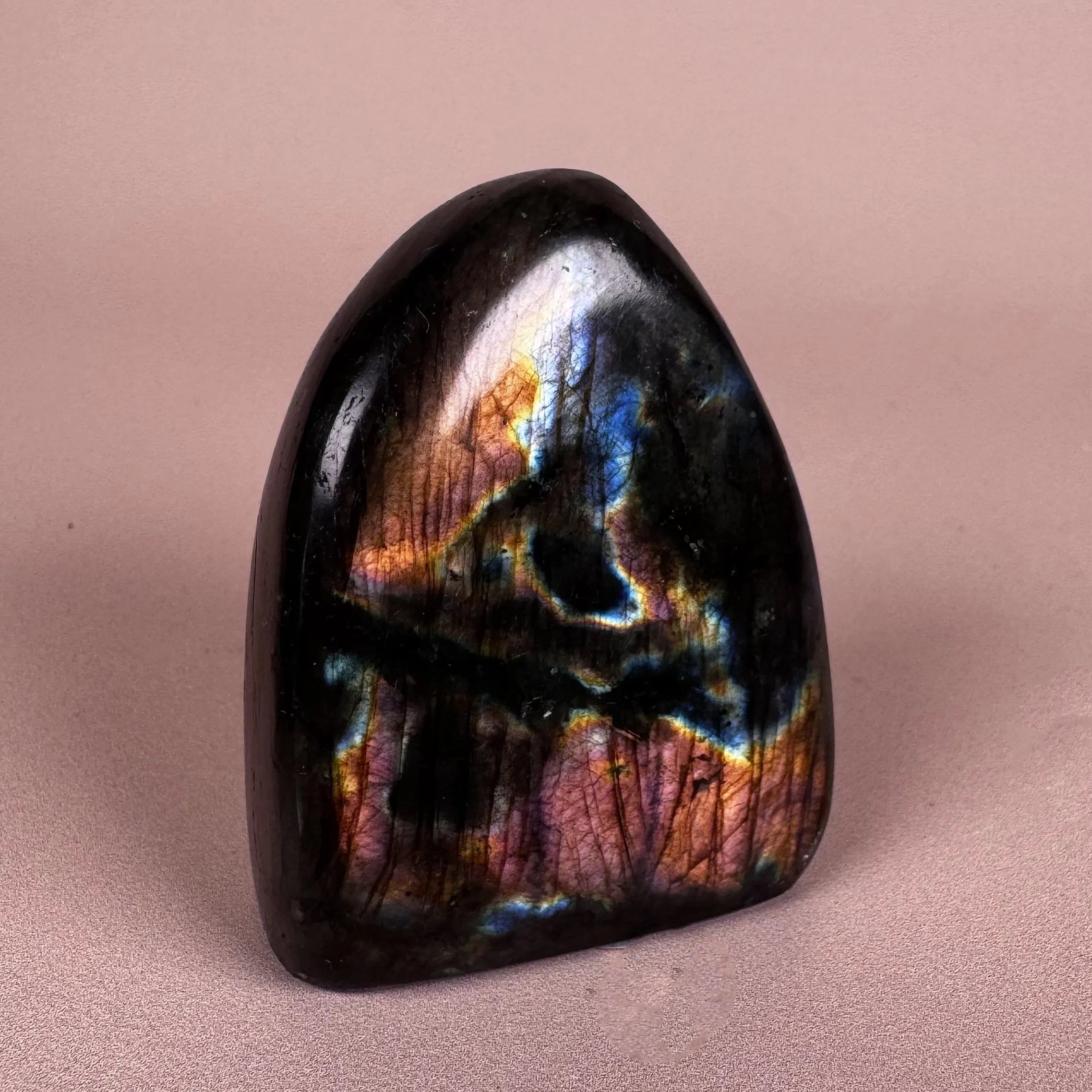 Esté Crystals crystal Zarina Labradorite Freeform_este crystals
