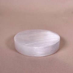 Esté Crystals Crystals Satin Spar Selenite Small Charging Plate