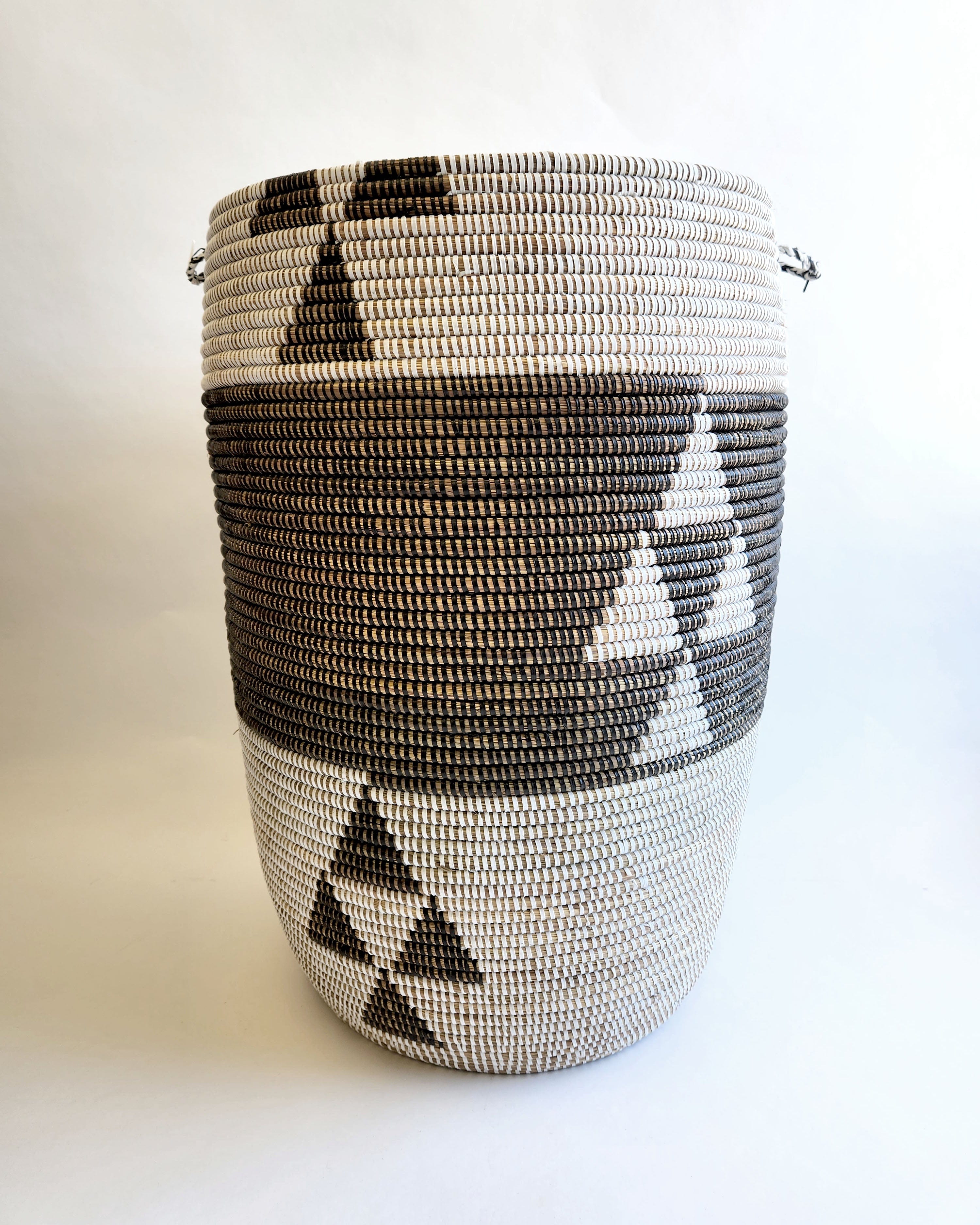 Esté Crystals home decor Black & White Woven Hamper Basket with Lid