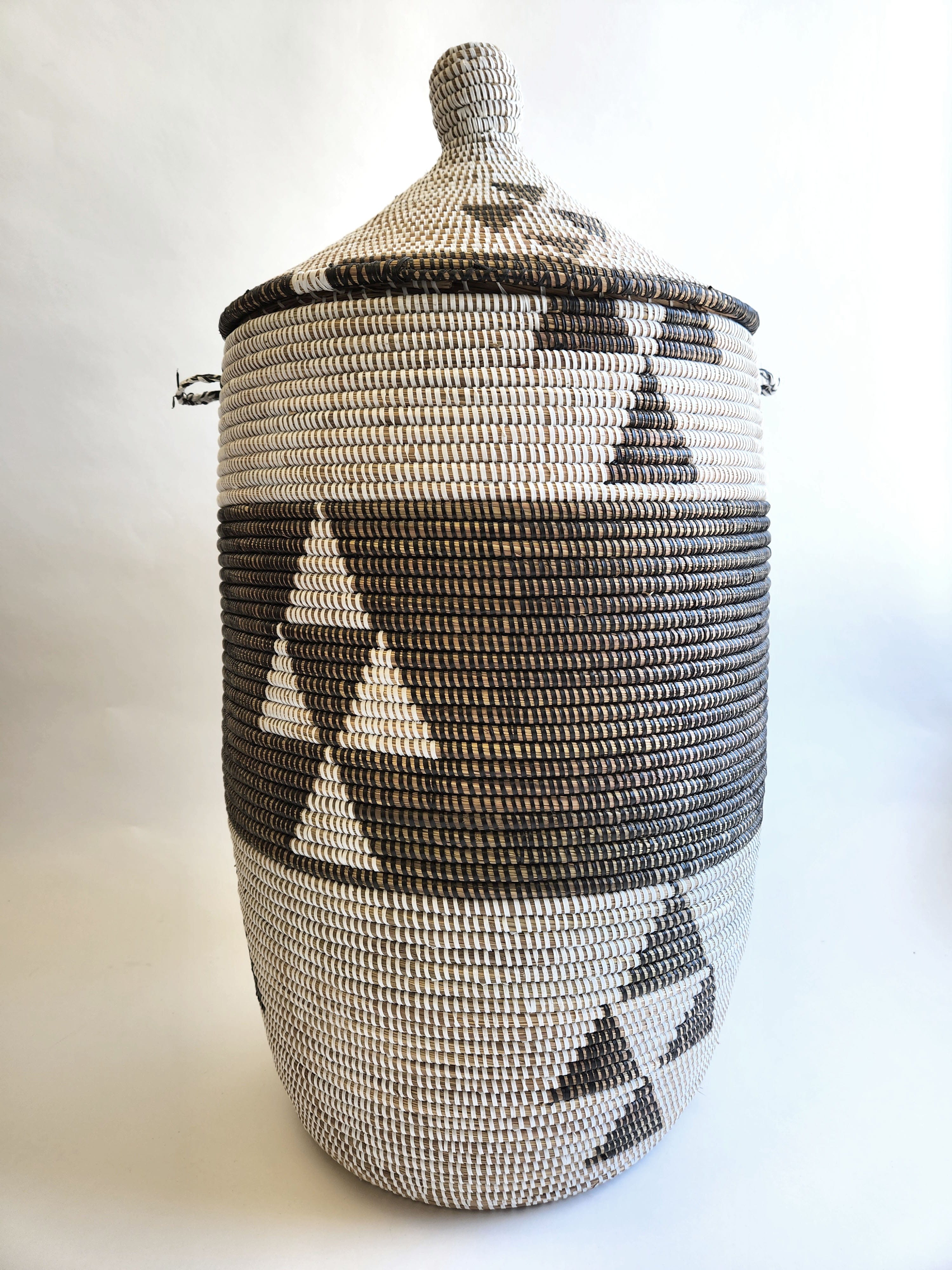 Esté Crystals home decor Black & White Woven Hamper Basket with Lid