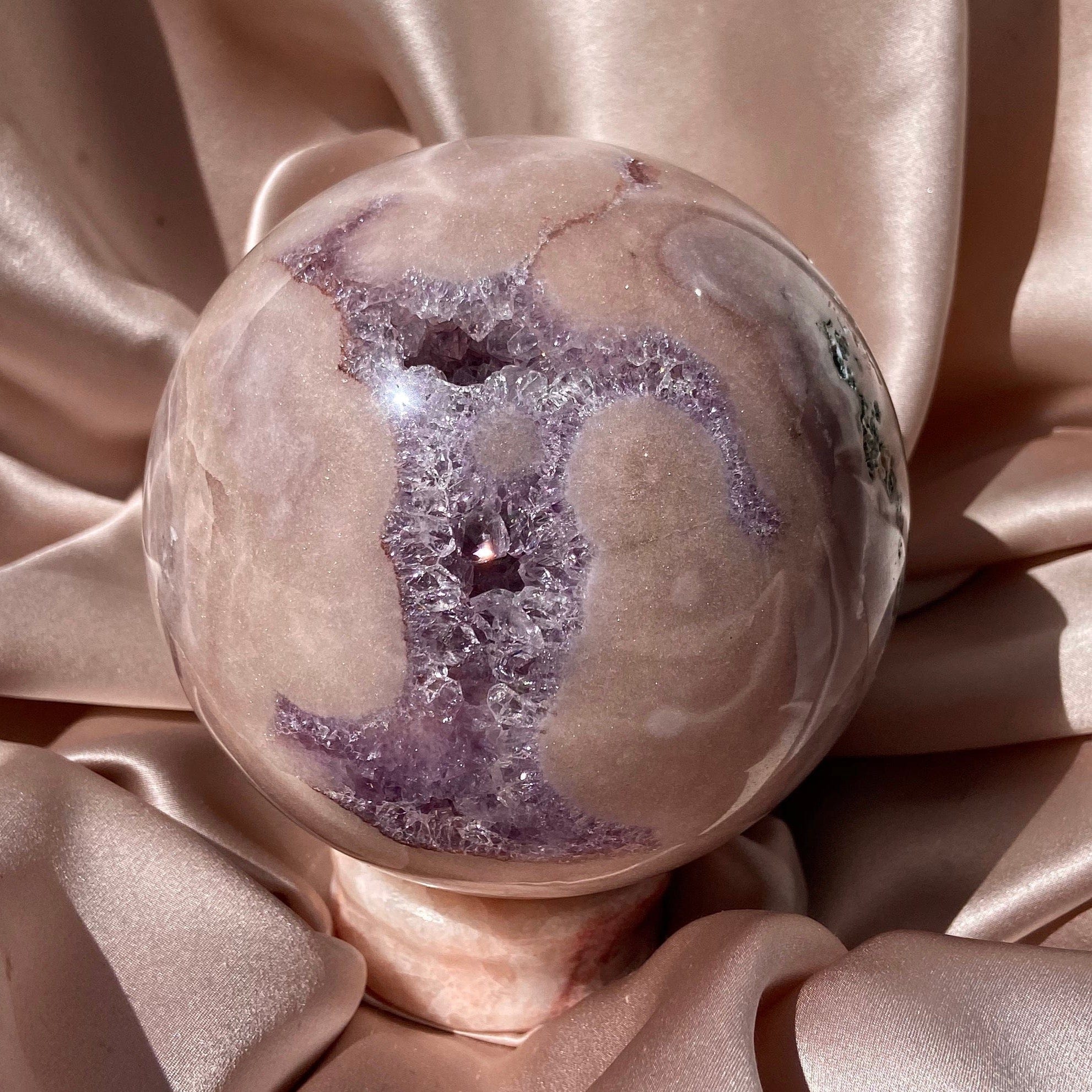 Esté Crystals crystal Large Pink Amethyst Sphere with Purple Druzy